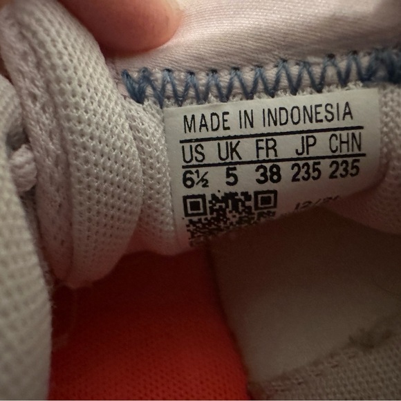 Adidas: Women’s QT Racer 2.0 Running Shoe, Pink/White Turbo, Cloud Foam, 6.5 - Picture 10 of 11